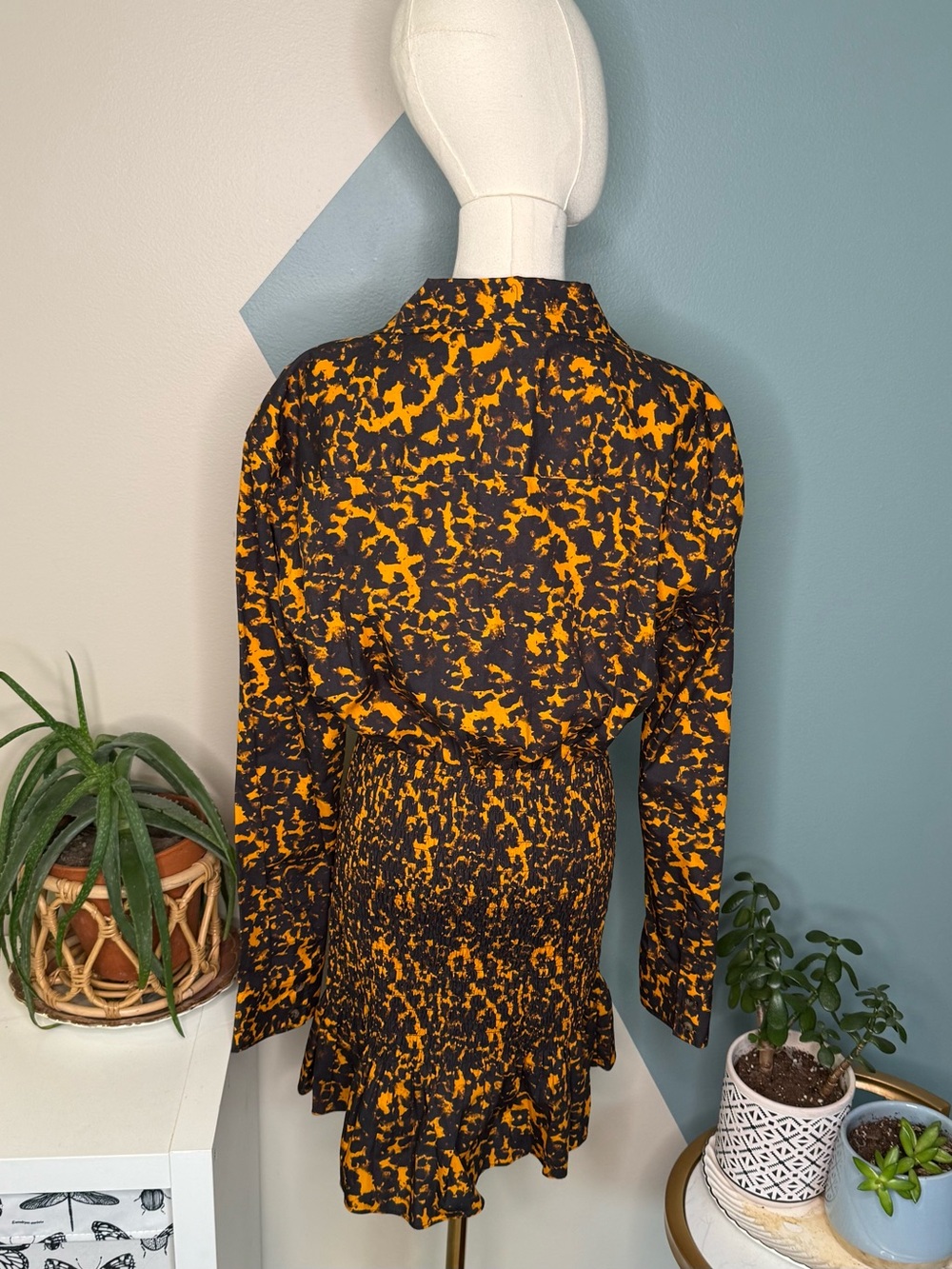 Free People x Third Form Blur Out Shirred Shirt Dress NWT Orange Abstract US 8 - Picture 4 of 12